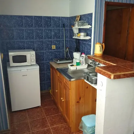 Apartament Moni *